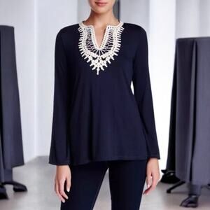 Max Studio Women's Navy Blue Knit Tunic Top Cream Crochet V Neck Long Sleeve NWT